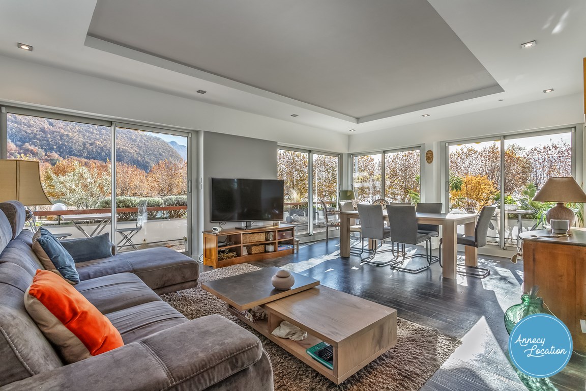 Location appartement T2 AnnecyleVieux Lac Annecy